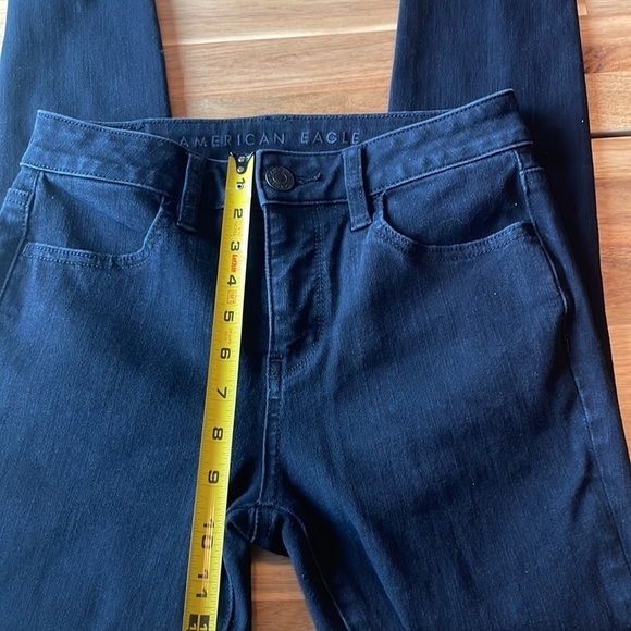 American Eagle High Rise Jegging Distressed Black size 2 - Picture 5 of 10